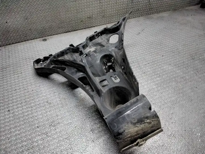 BMW 5 E60 E61 (2004 - 2010) 51127060796 Кронштейн заднего бампера — фото 1