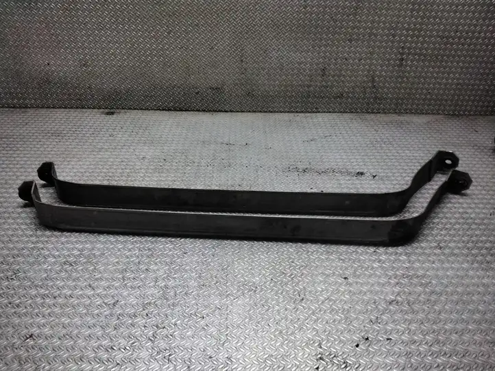 BMW 5 E60 E61 (2004 - 2010) 6760768 Кронштейн топливного бака — фото 1