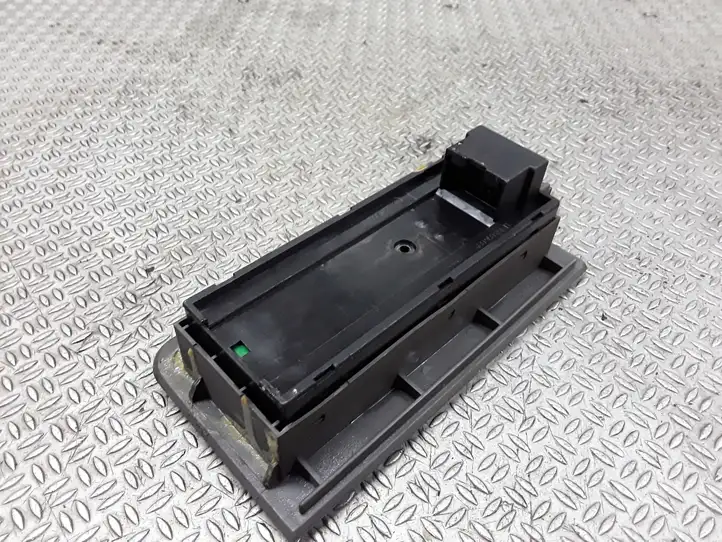 Audi A6 S6 C5 4B (1997 - 2001) 4B0959851 Блок кнопок стеклоподъемников — фото 2