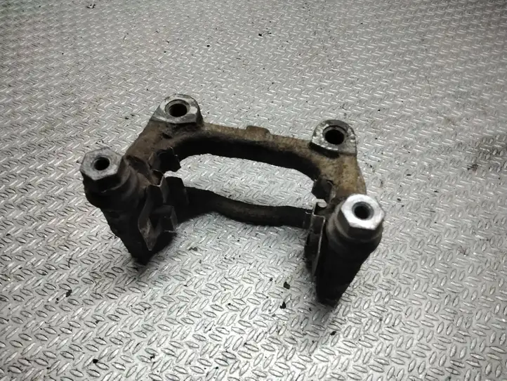 Opel Astra H (2004 - 2009) 0396A Скоба заднего тормозного суппорта — фото 2