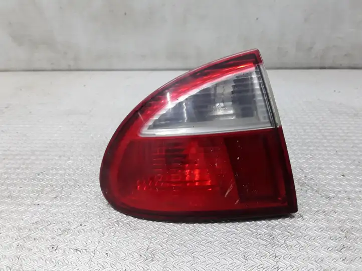 Seat Leon (1M) (1998 - 2006) 1M6945257 Задний фонарь в кузове — фото 1