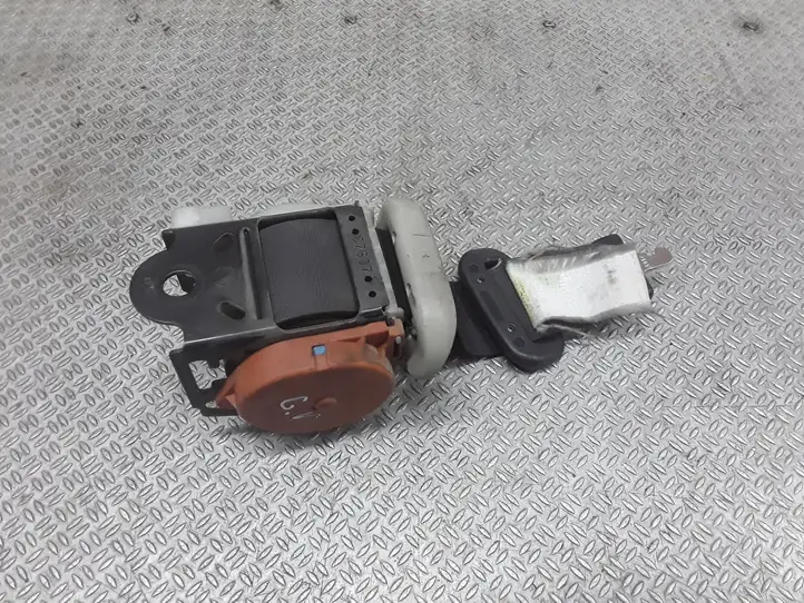 Toyota Corolla Verso E121 (2001 - 2004) Центральный ремень безопасности — фото 1