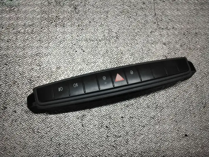 Smart ForTwo I (2000 - 2007) A4548202610 Включатель аварийных фонарей — фото 1