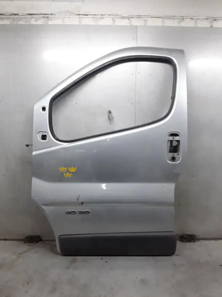 Nissan Primastar (2001 - 2014) Дверь — фото 1