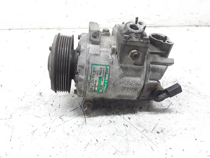 Volkswagen Touran I (2003 - 2010) 1K0820303 Компрессор (насос) кондиционера воздуха — фото 4