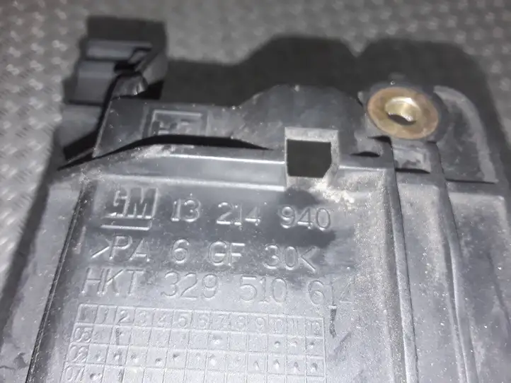 Opel Astra H (2004 - 2009) 13214940 Кронштейн блока ABS — фото 3