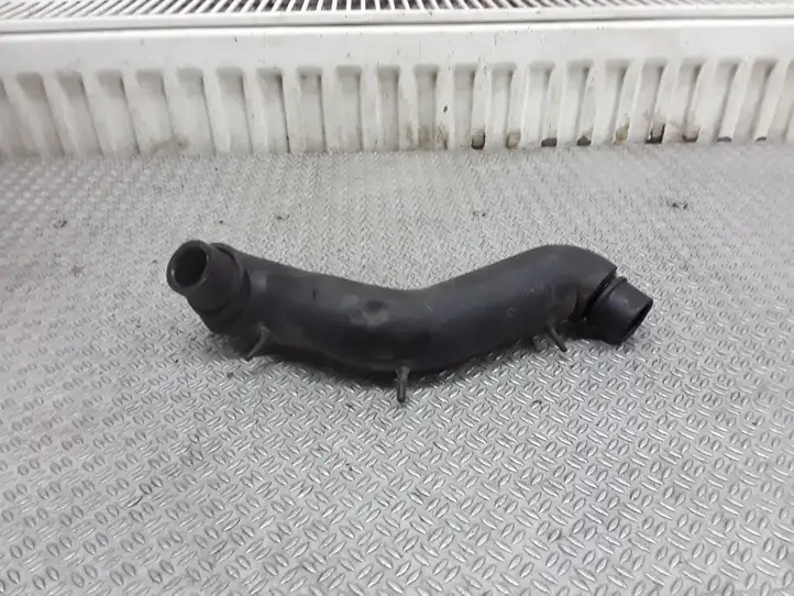Mercedes-Benz A W169 (2004 - 2012) A6400100882 Шланг сапуна двигателя — фото 1