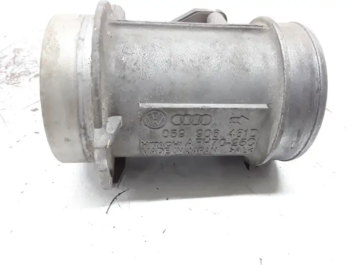 Audi A6 Allroad C5 (2000 - 2006) 059906461D Датчик массового расхода воздуха — фото 2