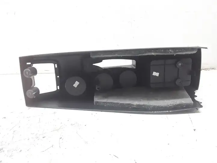 Toyota Corolla Verso AR10 (2004 - 2009) 58911F0F010 Центральная консоль — фото 2