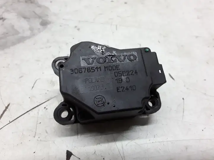 Volvo XC90 (2002 - 2006) 30676511 Двигатель задвижки потока воздуха — фото 1