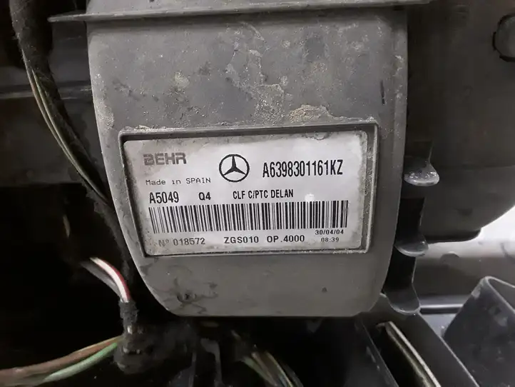 Mercedes-Benz Vito Viano W639 (2003 - 2010) A6398301161KZ Комплект системы вентиляции салона — фото 6