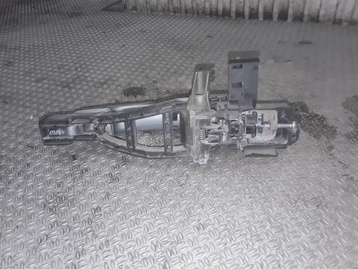 Ford Focus (2005 - 2008) Наружная ручка задней двери — фото 2