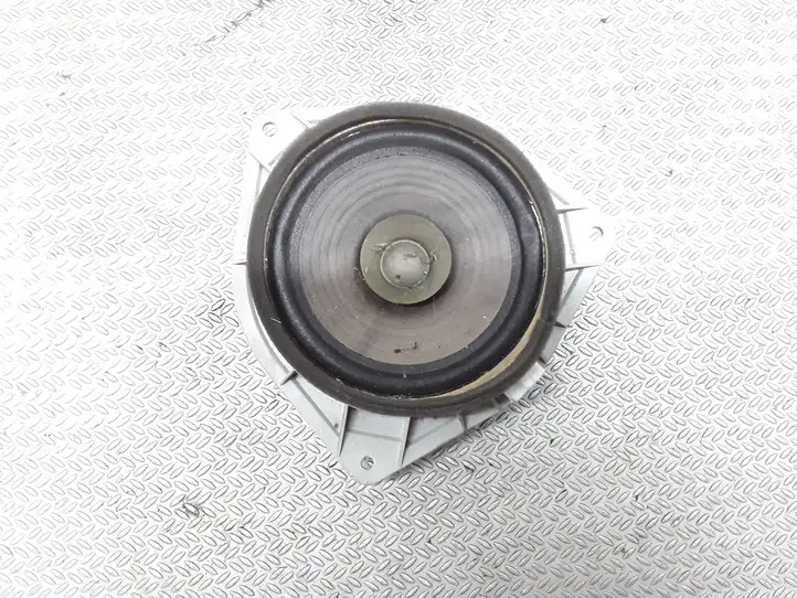 Toyota Yaris (2003 - 2005) 8616052070 Динамики передних дверей — фото 1