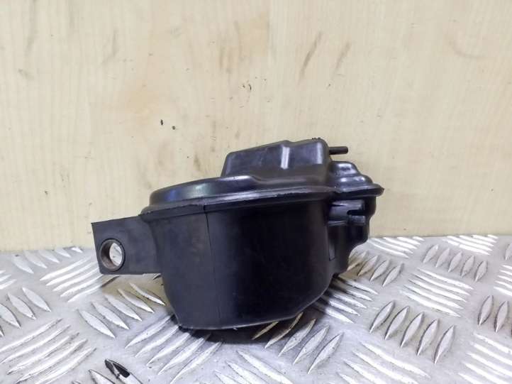 Peugeot 5008 (2009 - 2013)  964950868001 Воздушный резервуар вакуума