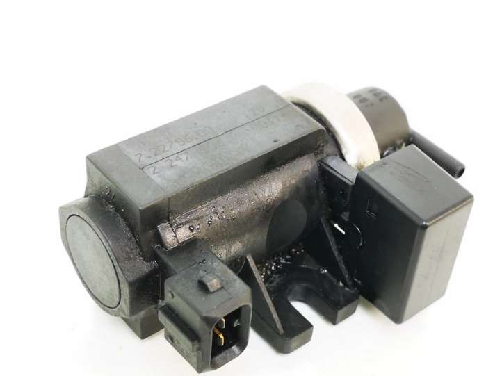 2247906 BMW 3 E46 Solenoidinis vožtuvas