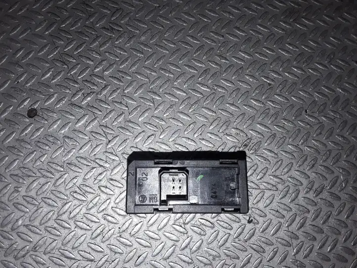 Opel Astra H (2004 - 2009) 13100377 Кнопка стеклоподъемников — фото 2
