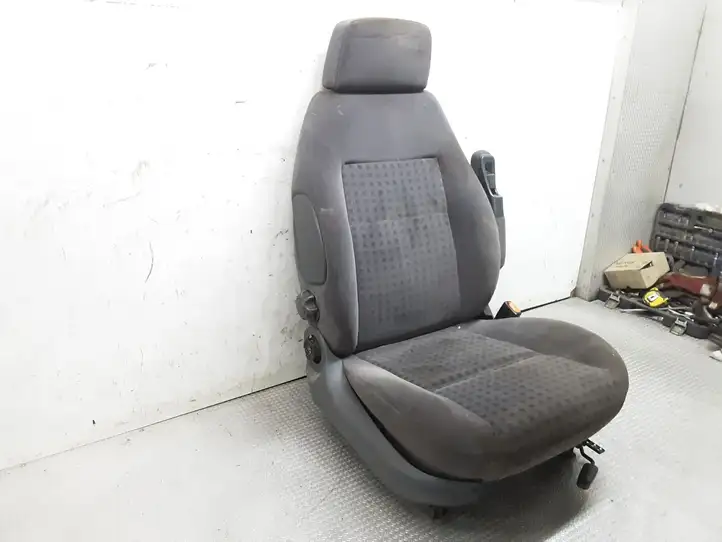Volkswagen Sharan (2003 - 2010) Переднее сиденье пассажира — фото 3