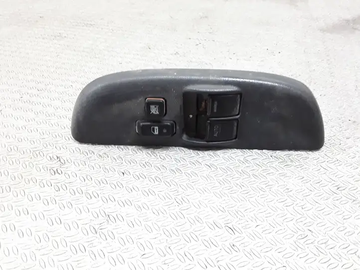 Toyota Yaris Verso (1999 - 2005) 8482052170 Блок кнопок стеклоподъемников — фото 1