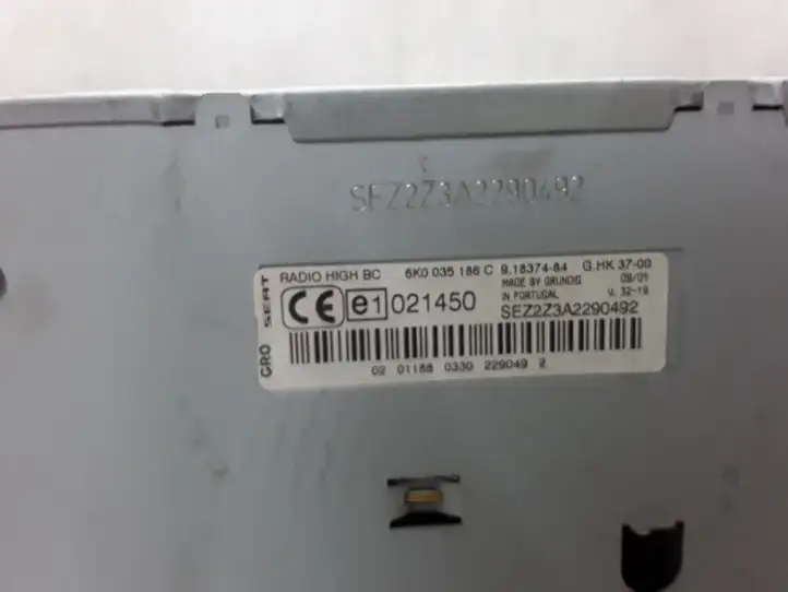 Seat Cordoba (6K) (1999 - 2002) 6K0035186C Магнитола / мультимедийная система — фото 2