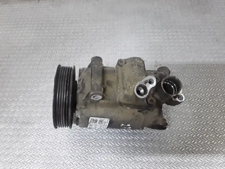Volkswagen Polo V 6R (2009 - 2015) 5N0820803E Компрессор (насос) кондиционера воздуха — фото 3