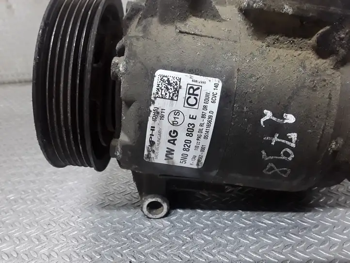 Volkswagen Polo V 6R (2009 - 2015) 5N0820803E Компрессор (насос) кондиционера воздуха — фото 5