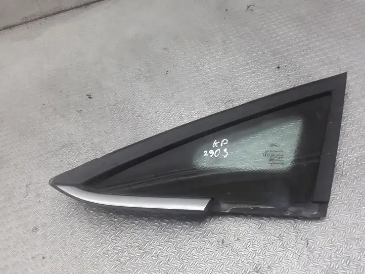 Ford Fiesta (2009 - 2012) Треугольное стекло кузова — фото 1