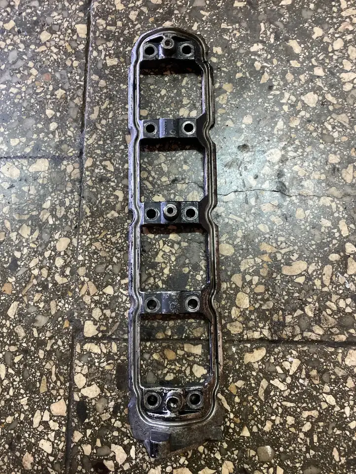 Renault Scenic II - Grand scenic II (2003 - 2006) 035929 Крышка распределительного вала — фото 1