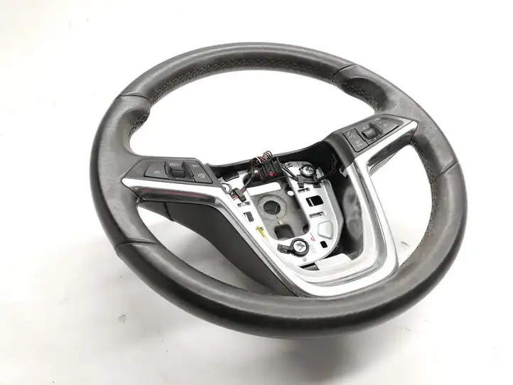 Opel Mokka (2012 - 2016) Руль — фото 2