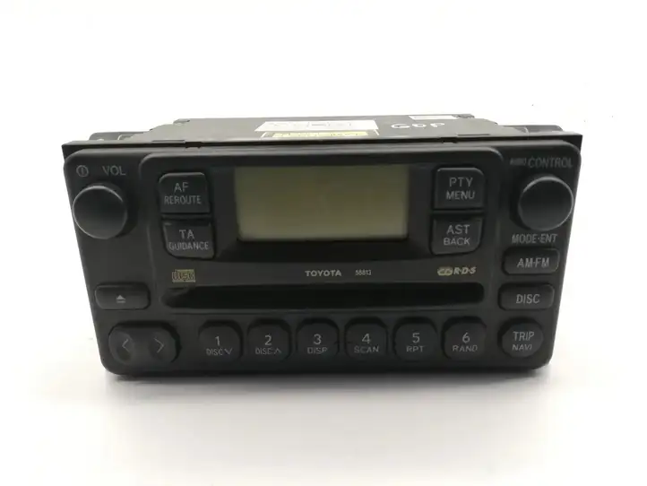 Toyota Avensis Verso (2001 - 2004) 8612044170 Магнитола / мультимедийная система — фото 1