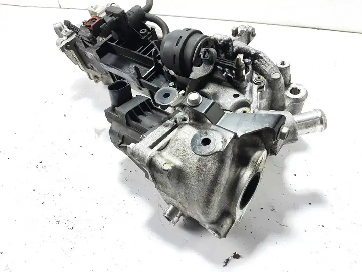 Opel Astra J (2012 - 2015) V29007672 Охладитель клапана EGR — фото 8