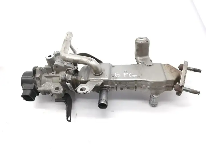 Toyota Auris E180 (2012 - 2018) 2560137010 Охладитель клапана EGR — фото 1