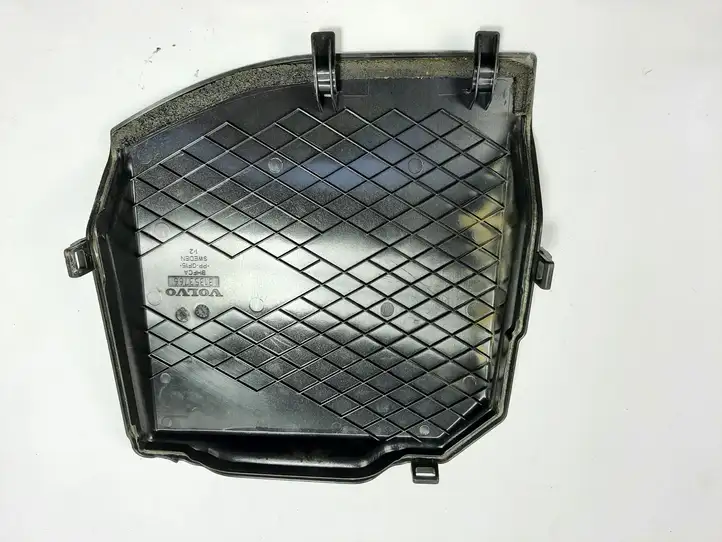 Volvo XC60 (2013 - 2017) 31353766 Крышка ящика аккумулятора — фото 2