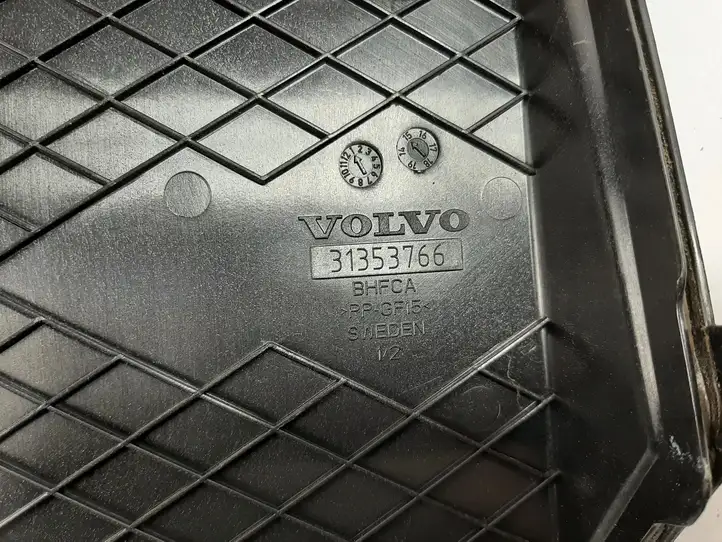 Volvo XC60 (2013 - 2017) 31353766 Крышка ящика аккумулятора — фото 3