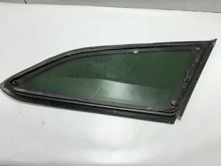 Ford Focus (2011 - 2015) 43R001604 Заднее боковое стекло — фото 2