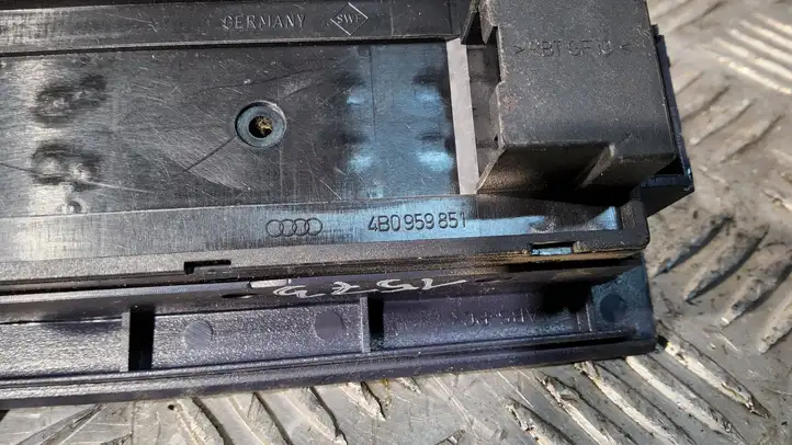 Audi A6 S6 C5 4B (2001 - 2004) 4B0959851 Кнопка стеклоподъемников — фото 3