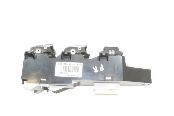 Hyundai Santa Fe (2012 - 2015) 935702W620 Блок кнопок стеклоподъемников — фото 4
