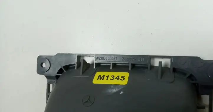 Mercedes-Benz Vito Viano W639 (2003 - 2010) A6397600061 Внутренняя дверная ручка — фото 3