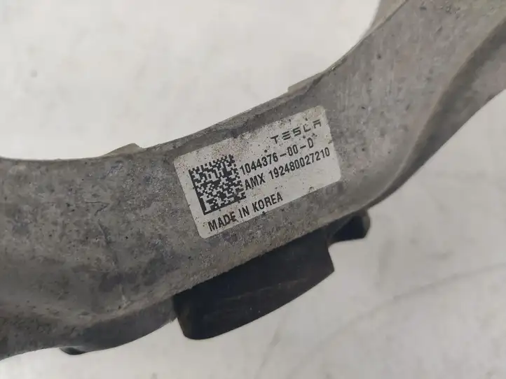 Tesla Model 3 (2017 - 2023) 104437600D Опорный подшипник амортизатора — фото 3