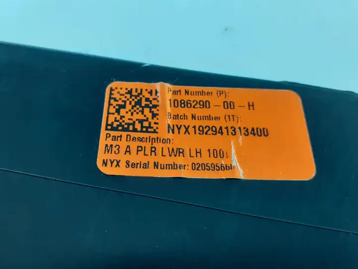 Tesla Model 3 (2017 - 2023) 108629000H Обшивка стойки A — фото 4