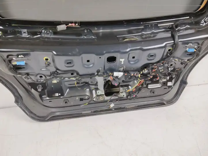 Porsche Panamera (970) (2009 - 2013) 97051201104 Крышка багажника — фото 9