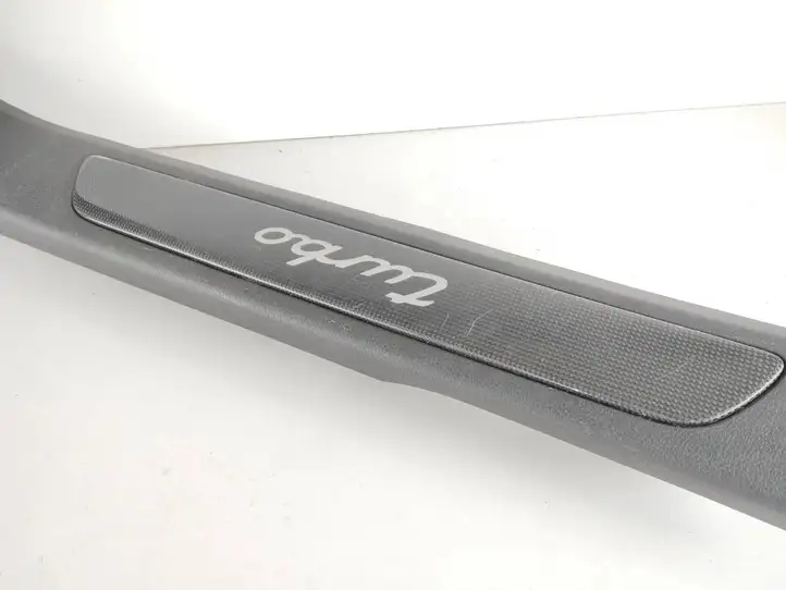 Porsche Panamera (970) (2009 - 2013) 970555518 Внутренняя отделка переднего порога — фото 2