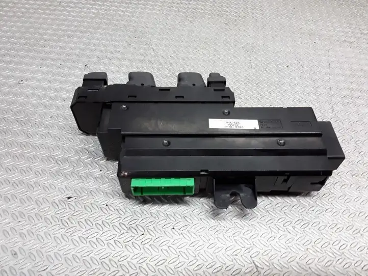 Volvo S80 (1998 - 2004) 9467626 Кнопка стеклоподъемников — фото 3