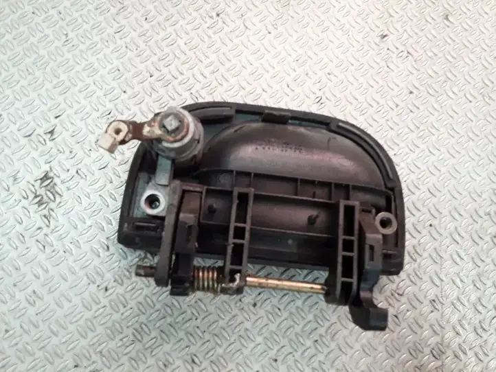 Hyundai H-1, Starex, Satellite (2004 - 2007) 836614A300 Наружная ручка раздвижной двери — фото 1
