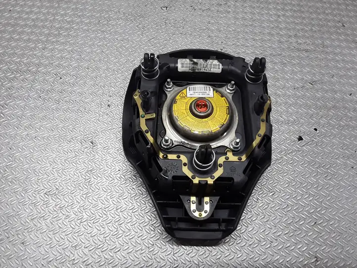 Toyota Yaris (2005 - 2009) Подушка безопасности руля — фото 2
