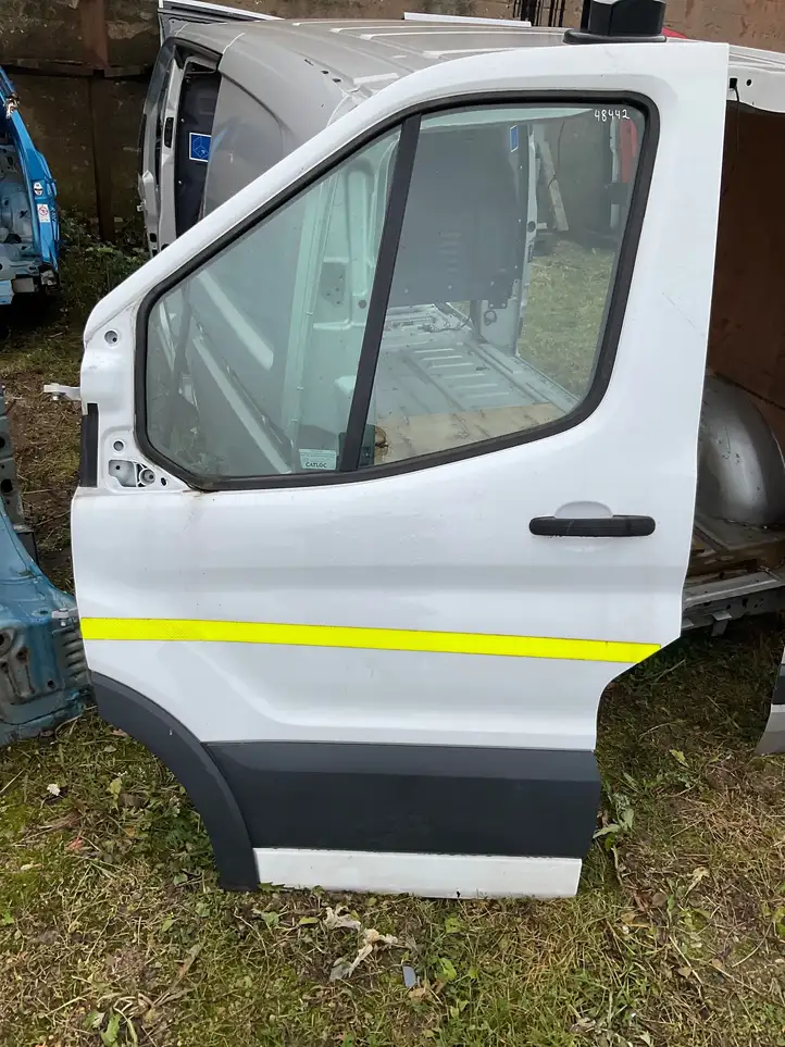 Ford Transit (2013 - 2017) Дверь — фото 2