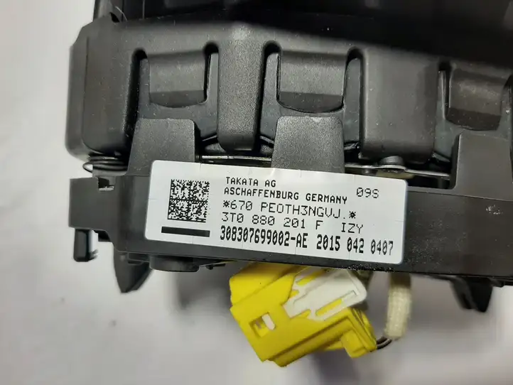 Skoda Octavia Mk3 (5E) (2013 - 2019) 3T0880201F Подушка безопасности руля — фото 4