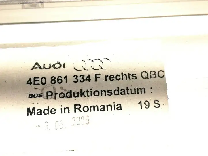 Audi A8 S8 D3 4E (2005 - 2007) 4E0861334F Солнцезащитная шторка багажника — фото 4