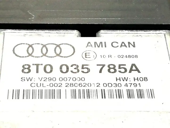 Audi A4 S4 B8 8K (2007 - 2011) 8T0035785A iPod разъем — фото 5