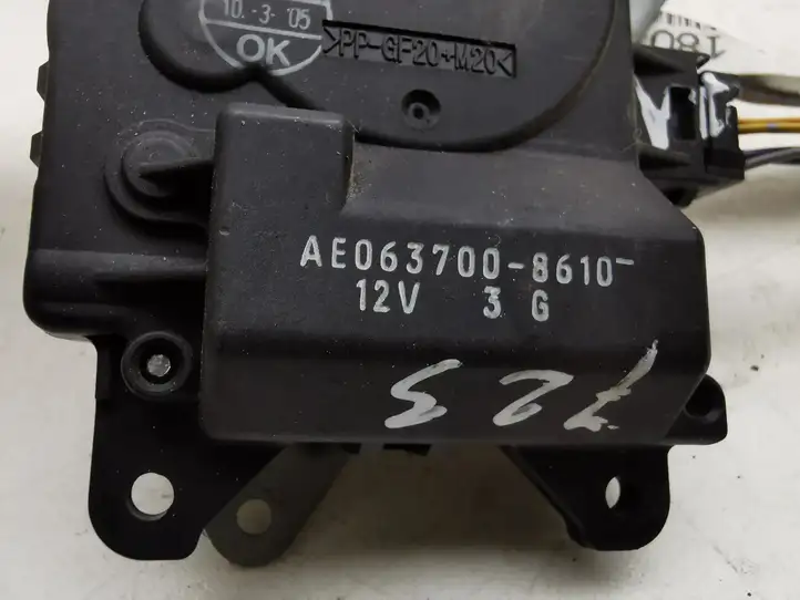 Toyota Corolla Verso AR10 (2004 - 2009) AE0637008610 Двигатель задвижки потока воздуха — фото 8