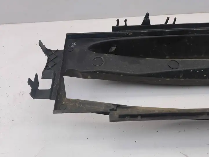 Tesla Model S (2012 - 2016) 600819300B Дефлектор воздуха — фото 2